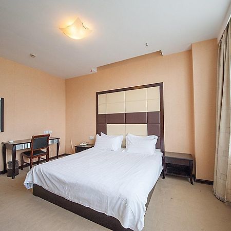 Nantong Jinrui Hotel Екстер'єр фото
